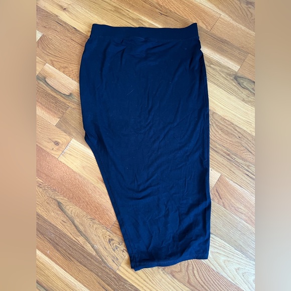 Ivy Park Asymmetrical Logo Skirt - Picture 3 of 3